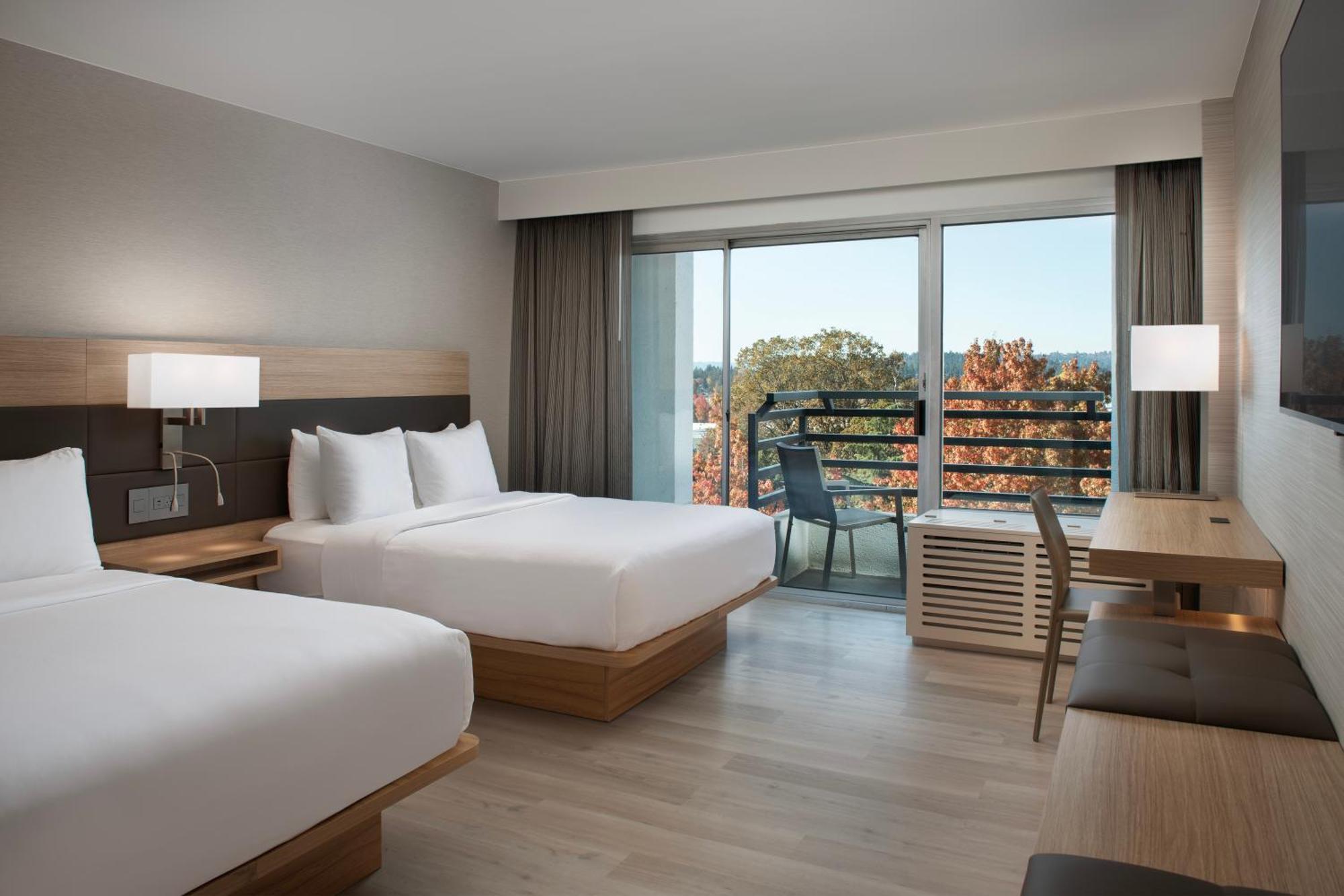 Ac Hotel By Marriott Portland Lake Oswego Bagian luar foto
