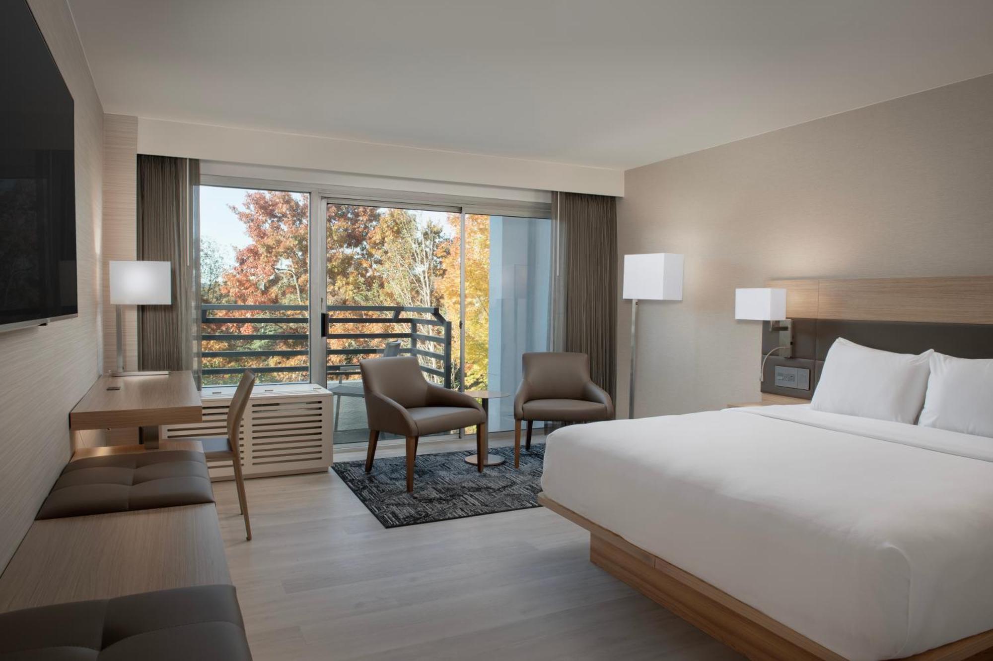 Ac Hotel By Marriott Portland Lake Oswego Bagian luar foto