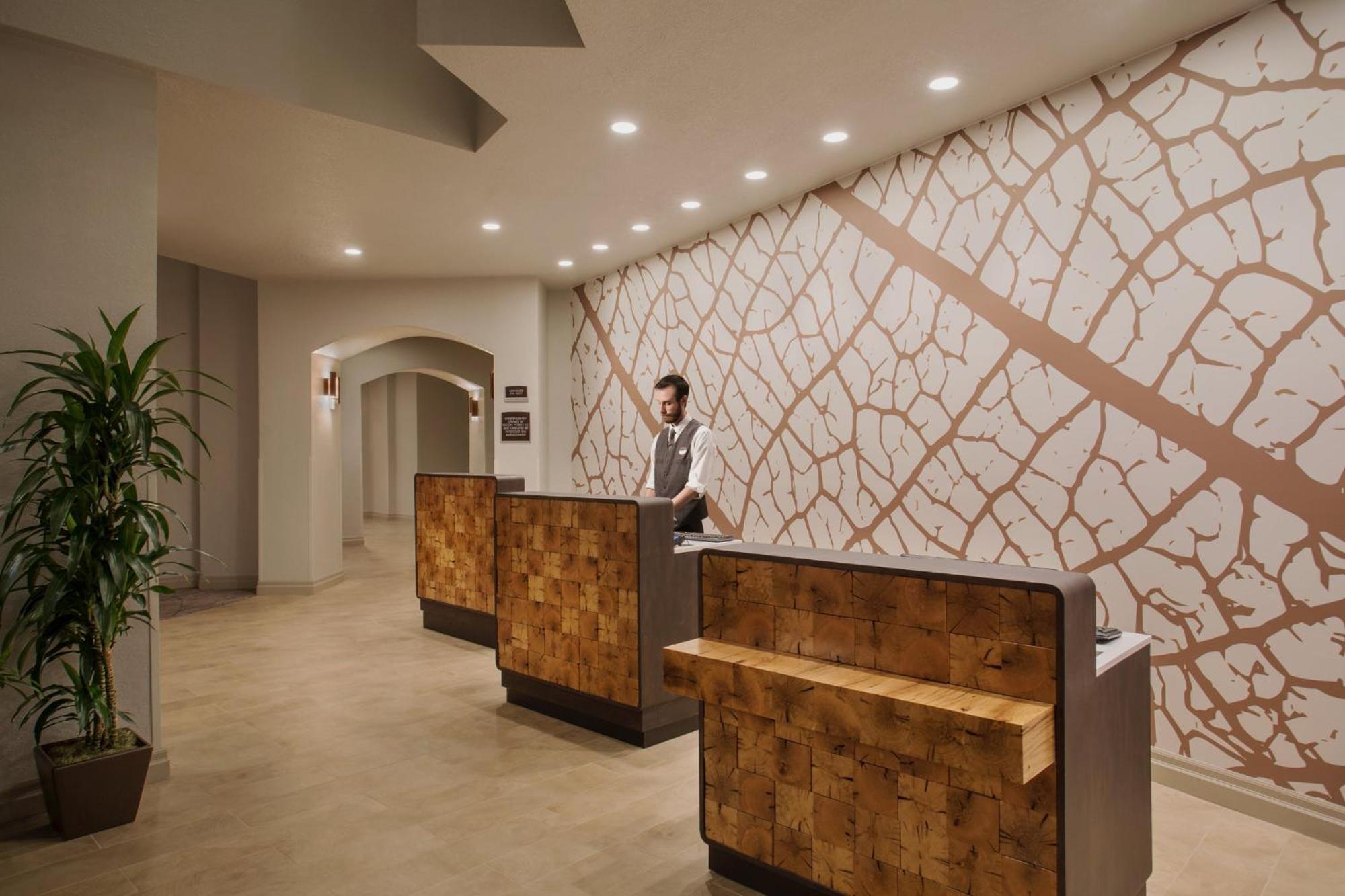 Ac Hotel By Marriott Portland Lake Oswego Bagian luar foto