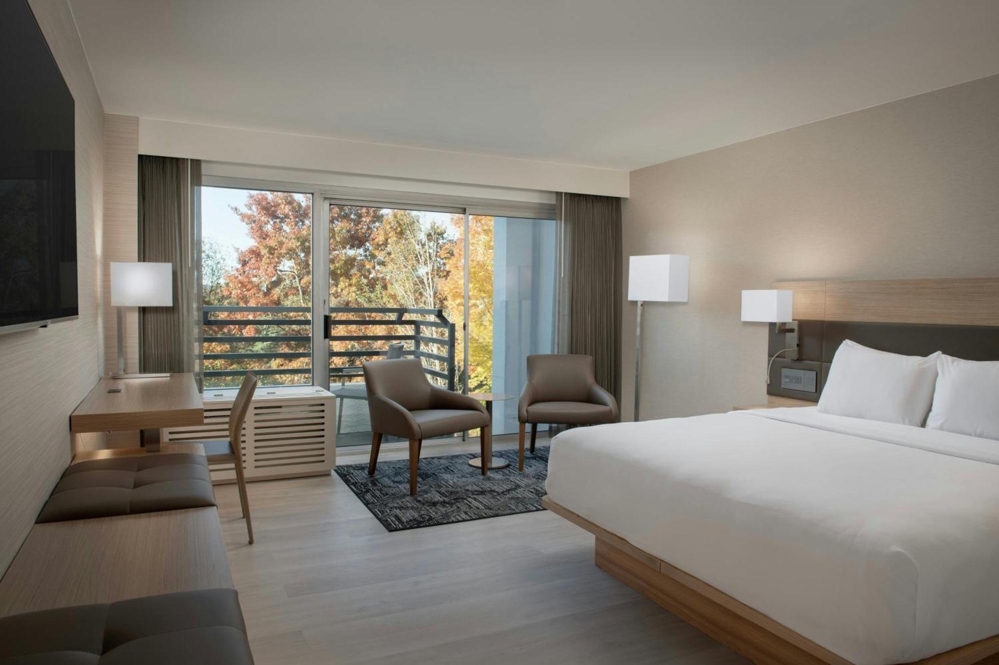 Ac Hotel By Marriott Portland Lake Oswego Bagian luar foto